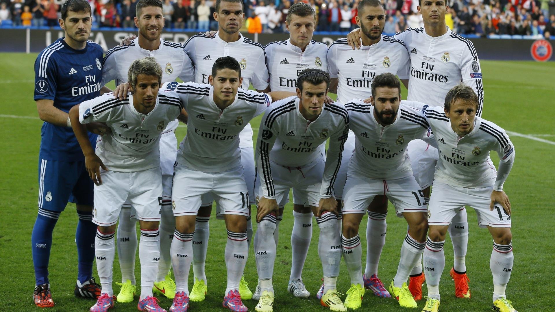 足球明星退役后转型教练比例持续攀升，足坛举行退役后当教练的